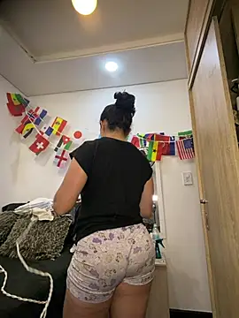 Snapshot of carolgaita chatting on July 2026 11:17:01 AM carolgaita online show from July 2026 11:17:01 AM