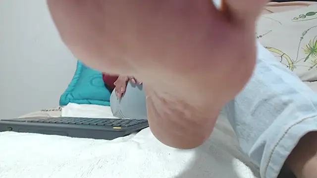 saaramiller online show from February 2026 03:36:02 AM