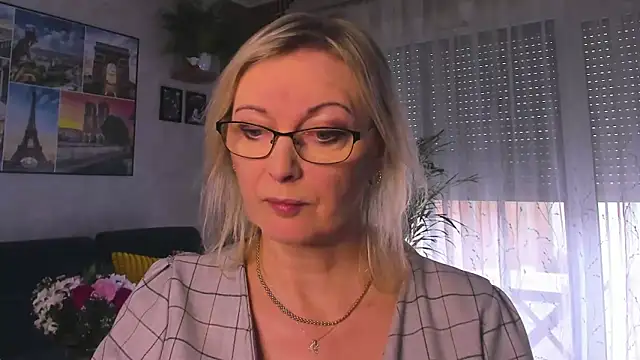 vanessa chat online show from February 2026 02:27:01 PM