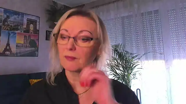 vanessa chat online show from March 2026 02:20:01 PM