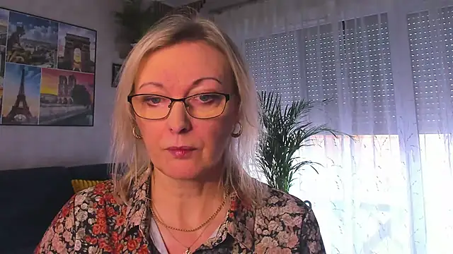 vanessa chat online show from February 2026 02:15:01 PM