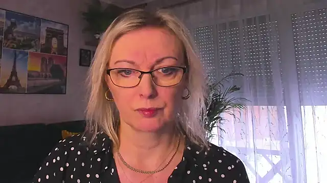 vanessa chat online show from February 2026 02:24:01 PM