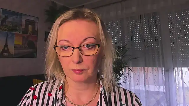 vanessa chat online show from February 2026 02:17:01 PM