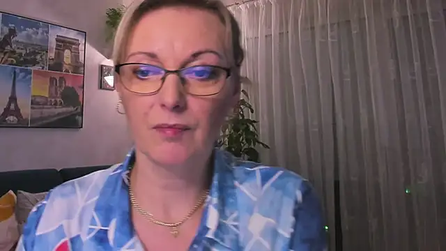 vanessa chat online show from February 2025 08:53:02 PM
