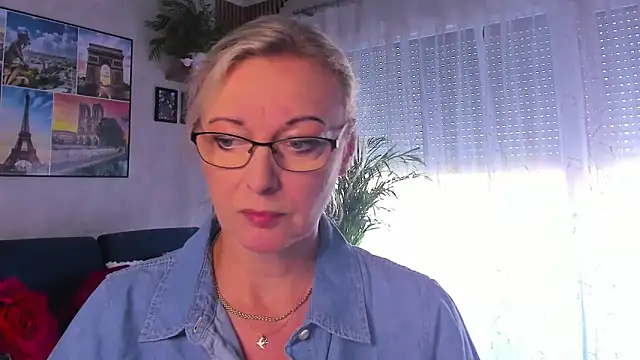 Snapshot of vanessa_chat chatting on June 2026 01:28:02 PM vanessa chat online show from June 2026 01:28:02 PM