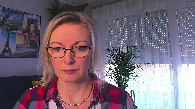 vanessa chat online show from March 2026 03:59:01 PM