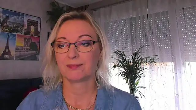 Snapshot of vanessa_chat chatting on July 2026 01:18:01 PM vanessa chat online show from July 2026 01:18:01 PM