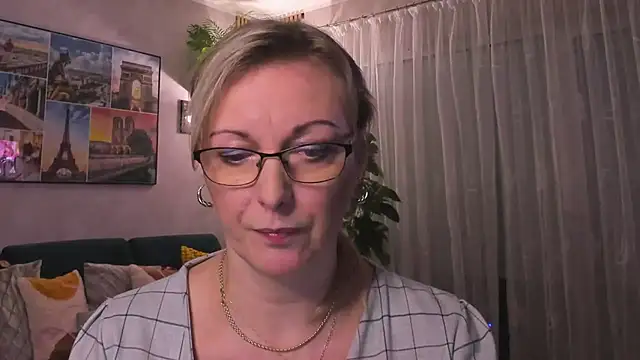 vanessa chat online show from February 2025 08:36:01 PM