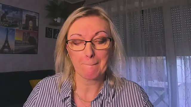 vanessa chat online show from February 2026 03:52:02 PM