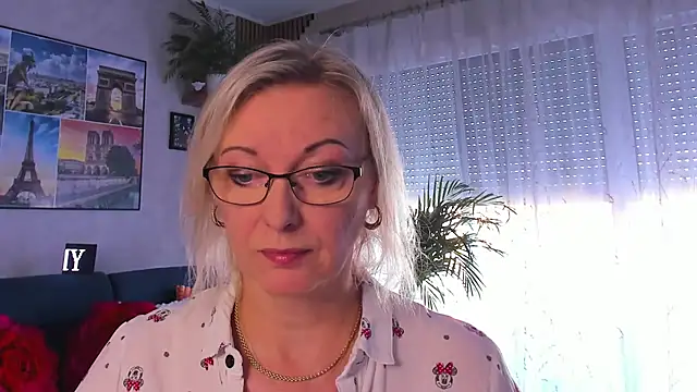 vanessa chat online show from May 2026 01:29:01 PM