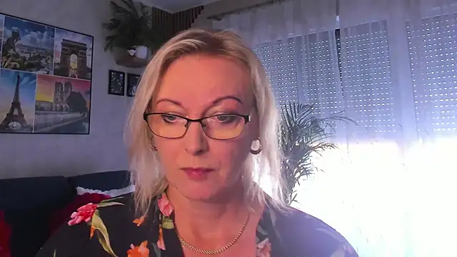 Snapshot of vanessa_chat chatting on June 2026 01:32:02 PM vanessa chat online show from June 2026 01:32:02 PM