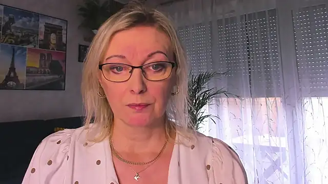 vanessa chat online show from February 2026 02:28:01 PM