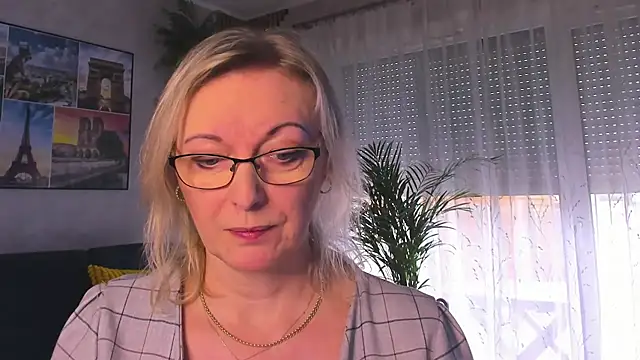 vanessa chat online show from March 2026 02:24:02 PM