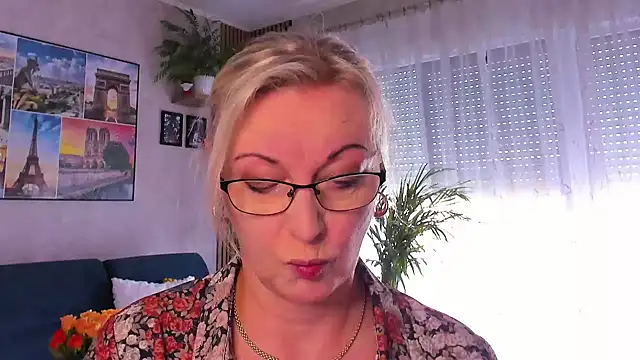 vanessa chat online show from May 2026 01:19:02 PM