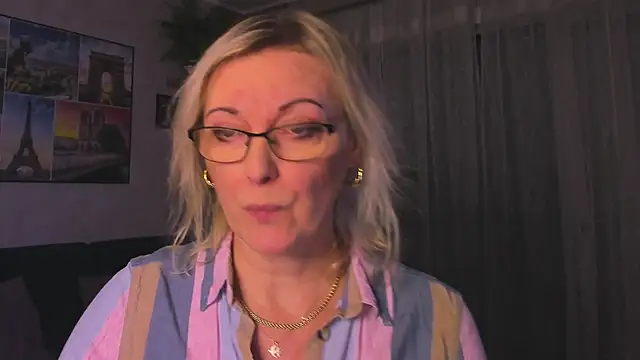 vanessa chat online show from February 2026 04:17:01 PM