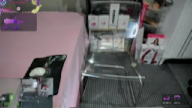 bisexyelizz online show from December 2025 09:48:02 PM