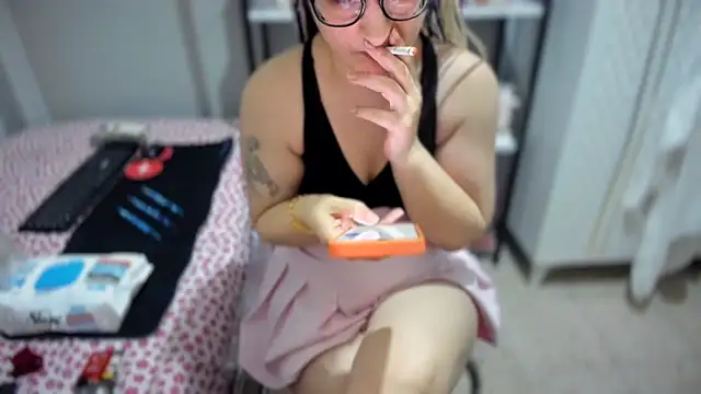 bisexyelizz online show from July 2026 09:26:02 PM