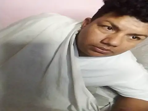 Snapshot of Malo666howard chatting on December 2025 11:27:01 AM Malo666howard online show from December 2025 11:27:01 AM