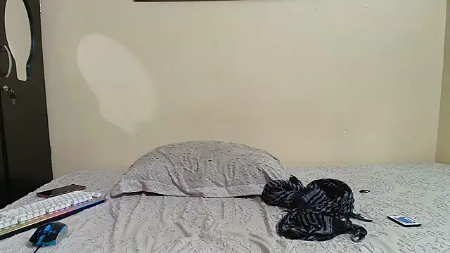 Malo666howard online show from March 2026 02:52:01 AM