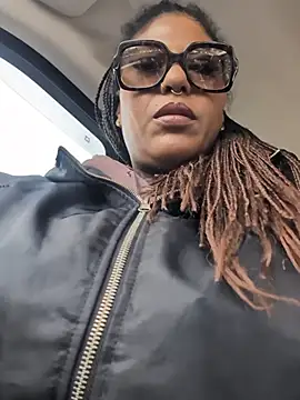 DarkDea online show from March 2026 12:01:01 PM