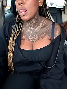 DarkDea online show from October 2025 03:41:01 PM