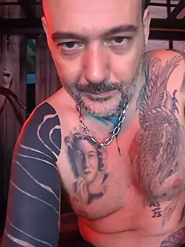 DarkDea online show from April 2026 01:45:02 PM