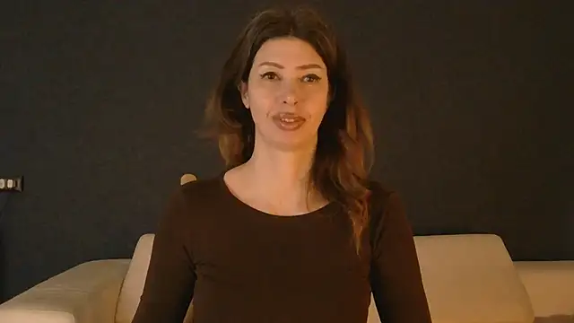 WhiteQueen888 online show from April 2026 06:52:02 AM