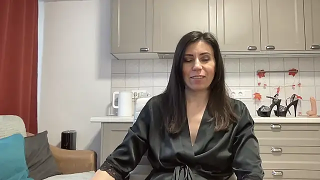 HotyWinter online show from November 2025 05:55:01 AM