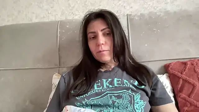 HotyWinter online show from February 2026 10:25:02 AM