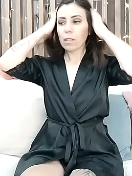 HotyWinter online show from October 2025 04:24:02 AM