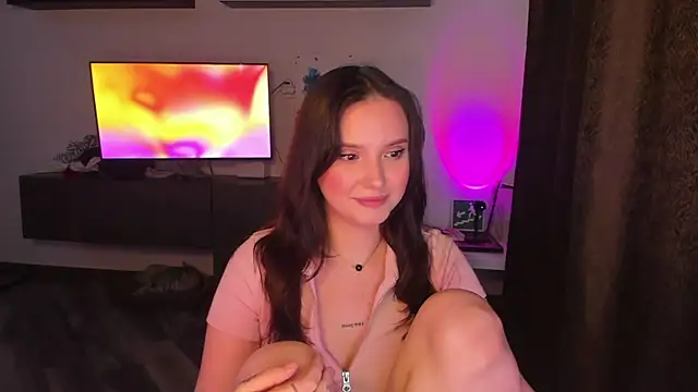 DoraCharmer online show from May 2026 02:05:02 PM
