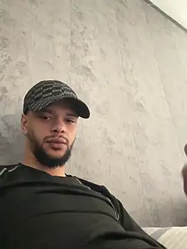 Lionayowe online show from March 2026 01:27:02 PM