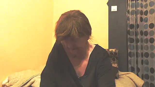 MioritaHard online show from April 2026 09:38:02 PM