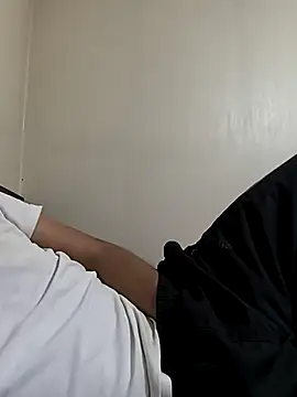 Snapshot of Mahmut_34_34_ chatting on October 2025 09:56:02 AM Mahmut 34 34 online show from October 2025 09:56:02 AM