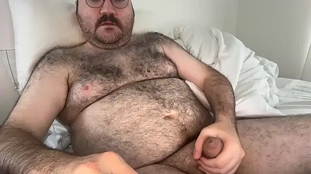 Snapshot of elagobear chatting on July 2026 09:26:01 PM elagobear online show from July 2026 09:26:01 PM