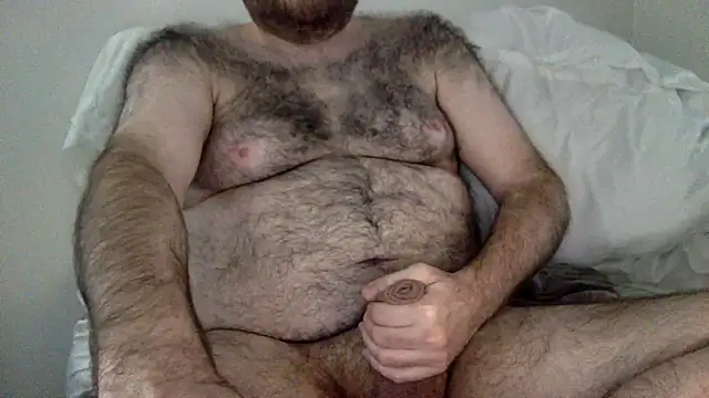 Snapshot of elagobear chatting on February 2026 04:38:01 PM elagobear online show from February 2026 04:38:01 PM