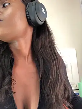 LuciousLips96 online show from March 2025 11:22:02 AM