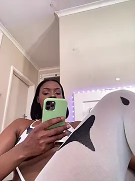 LuciousLips96 online show from May 2026 09:12:02 AM