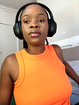 LuciousLips96 online show from September 2025 09:48:02 AM