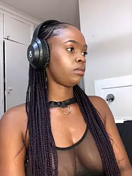 LuciousLips96 online show from September 2025 08:10:01 AM