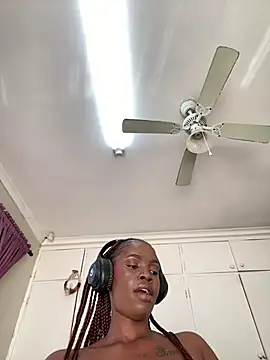 LuciousLips96 online show from June 2026 09:26:01 AM