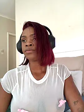 LuciousLips96 online show from December 2025 08:58:02 AM