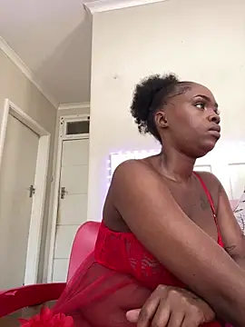 LuciousLips96 online show from May 2026 10:33:01 AM