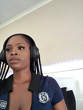 LuciousLips96 online show from November 2025 09:02:02 AM