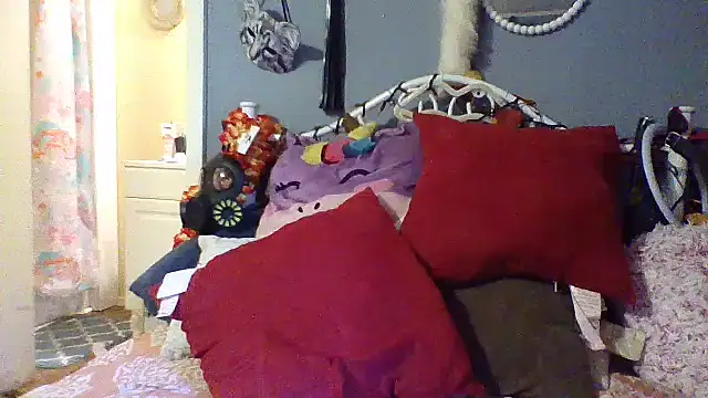 msdeedee online show from March 2025 09:59:02 PM