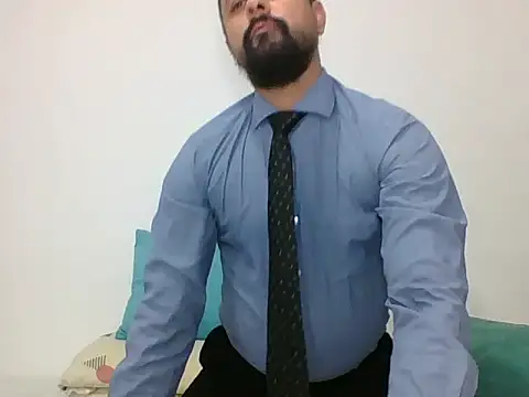 Snapshot of TRIISTAN_KING10 chatting on March 2025 08:37:02 PM TRIISTAN KING10 online show from March 2025 08:37:02 PM
