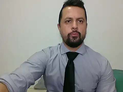 TRIISTAN KING10 online show from February 2026 08:22:02 PM