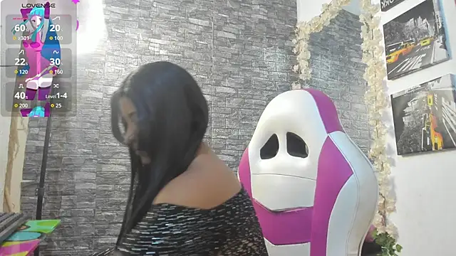 paola ih online show from May 2026 01:07:01 PM