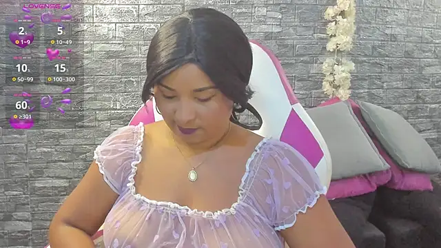 paola ih online show from June 2026 08:57:02 PM