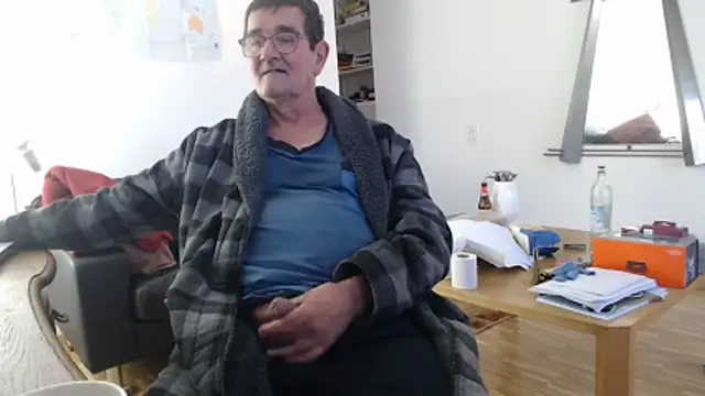 silvio-aus-luzern-CH online show from March 2026 07:57:01 AM